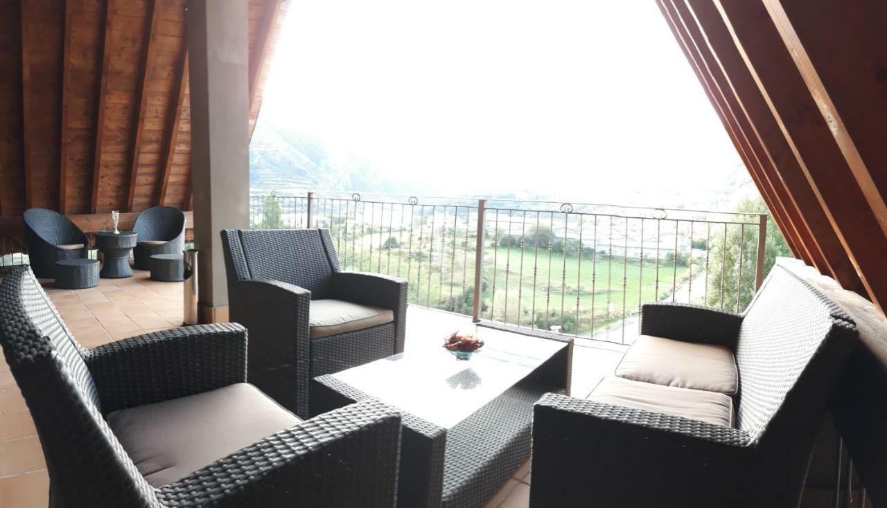 Excelsior. Espectacular Y Exclusivo Apartamento En Sallent De Gallego. المظهر الخارجي الصورة